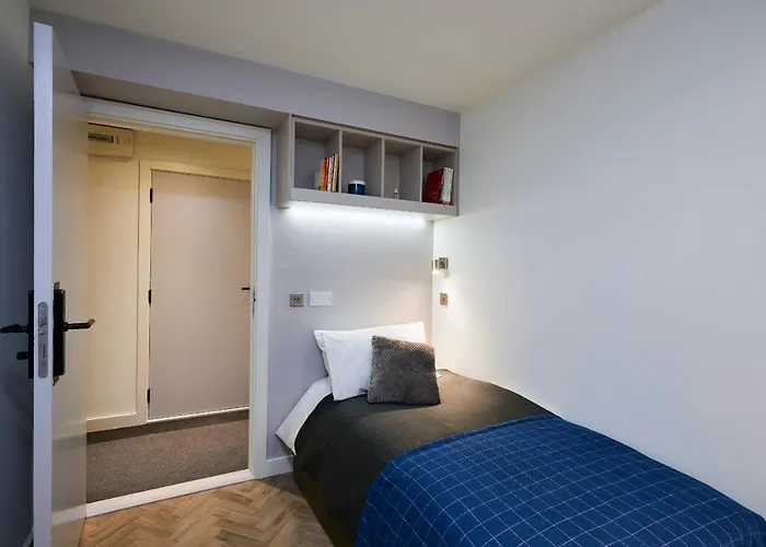 Blackhall Place Self Catering *