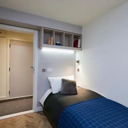 Blackhall Place Self Catering *